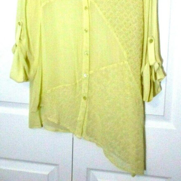 Chico's Asymmetric Tunic Blouse sz Small Creamy Yellow Embroidered Chiffon - Picture 2 of 11